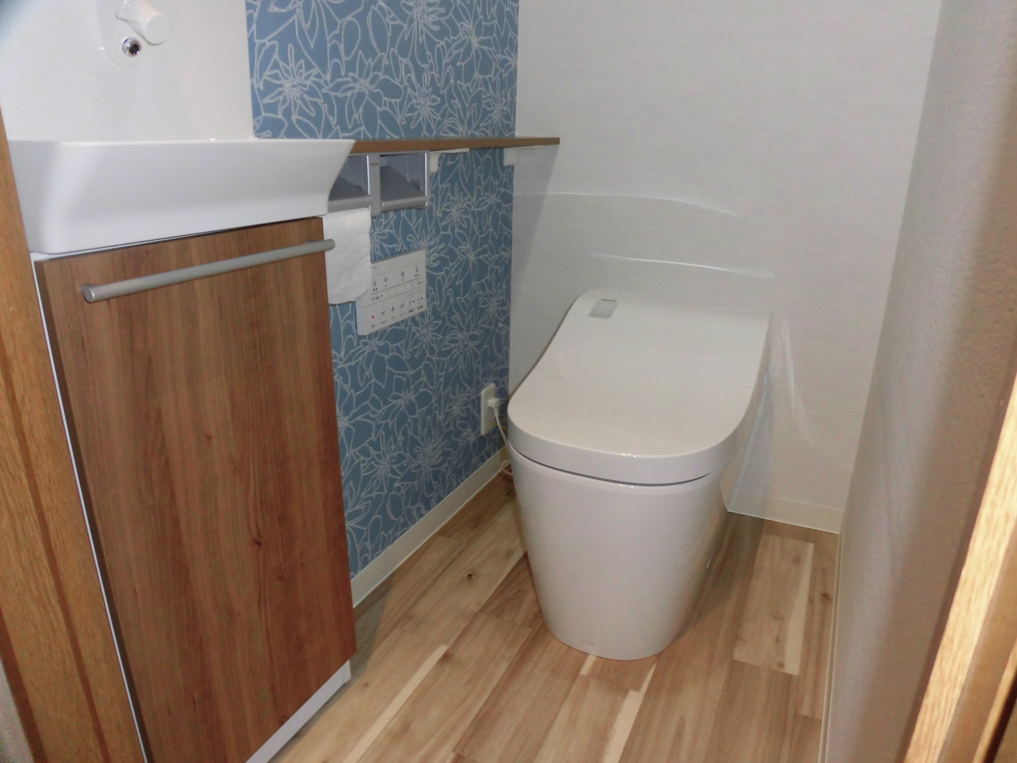 リフォーム工房よしだの洗面所の施工事例の施工後完成です