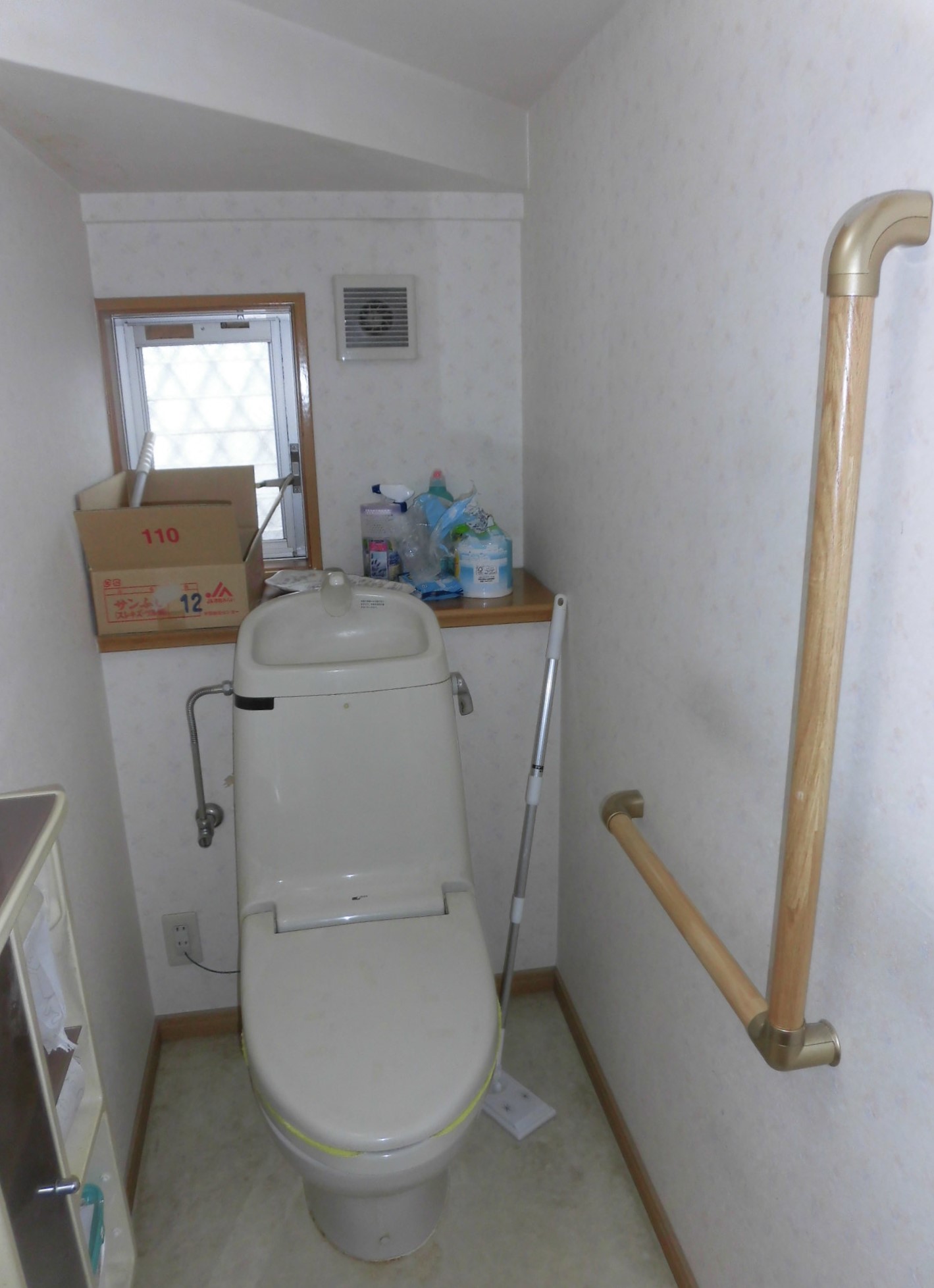 リフォーム工房よしだの洗面所の施工事例の施工前です