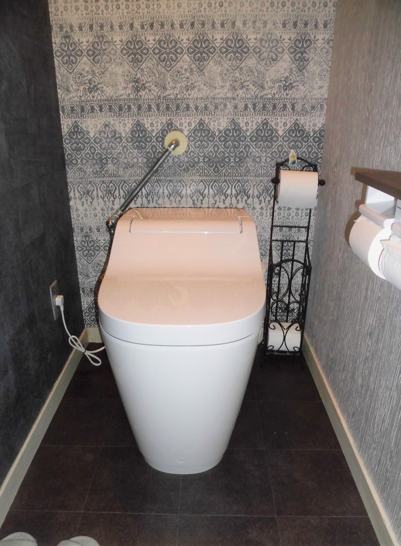 リフォーム工房よしだの洗面所の施工事例の施工後完成です