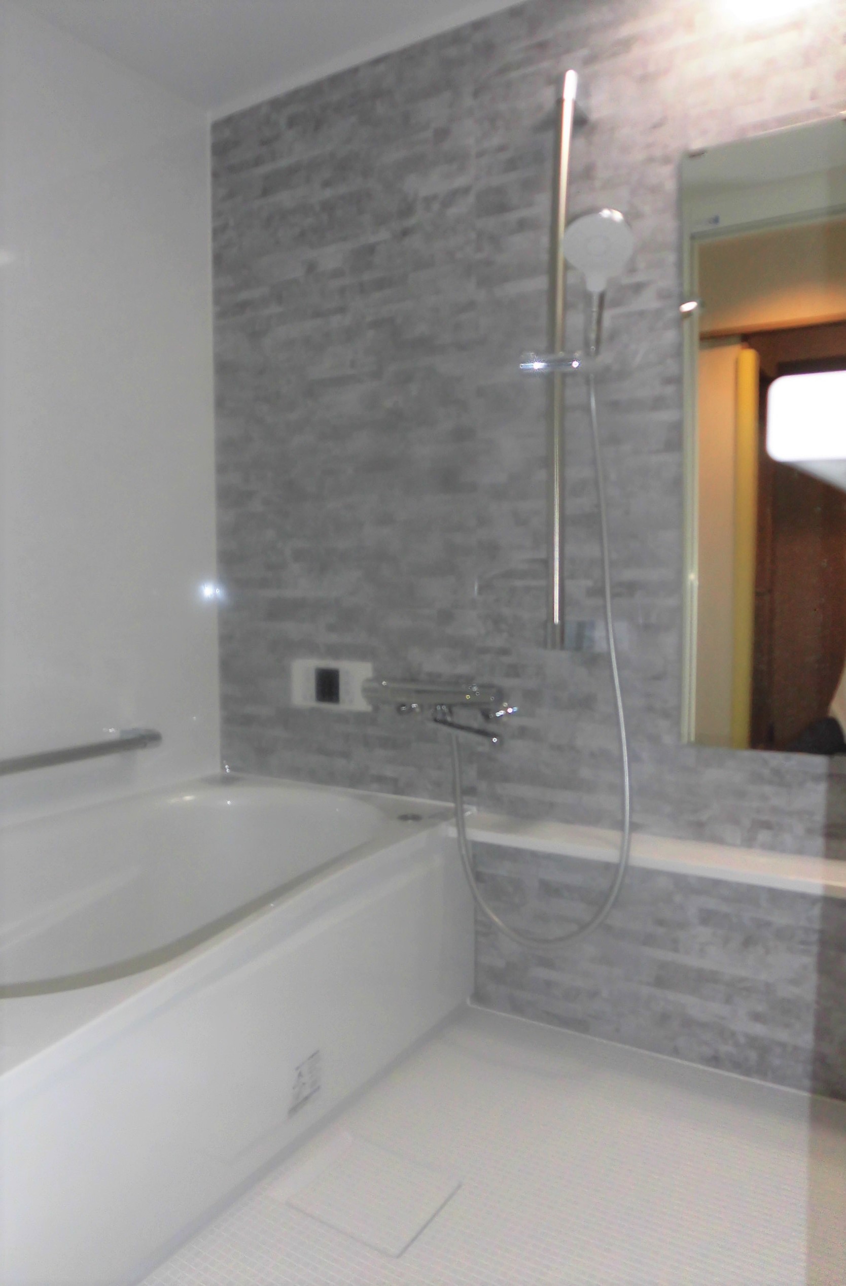 リフォーム工房よしだのユニットバスお風呂入替の施工事例の施工後完成です