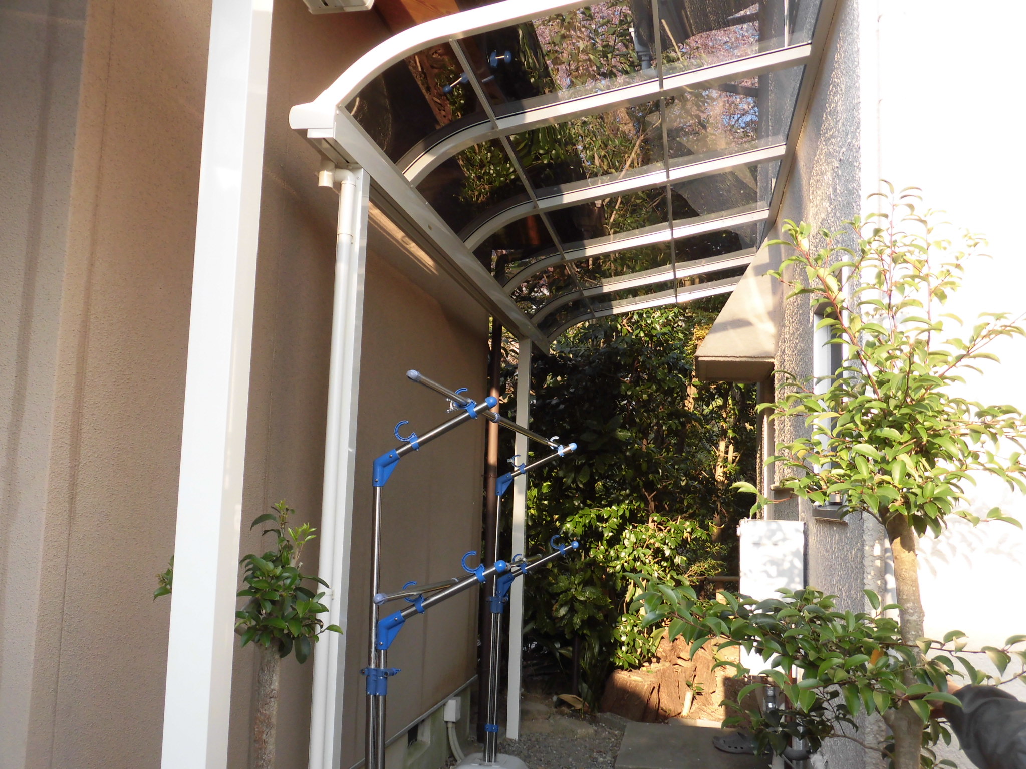 リフォーム工房よしだのテラス屋根設置施工事例の施工後完成です