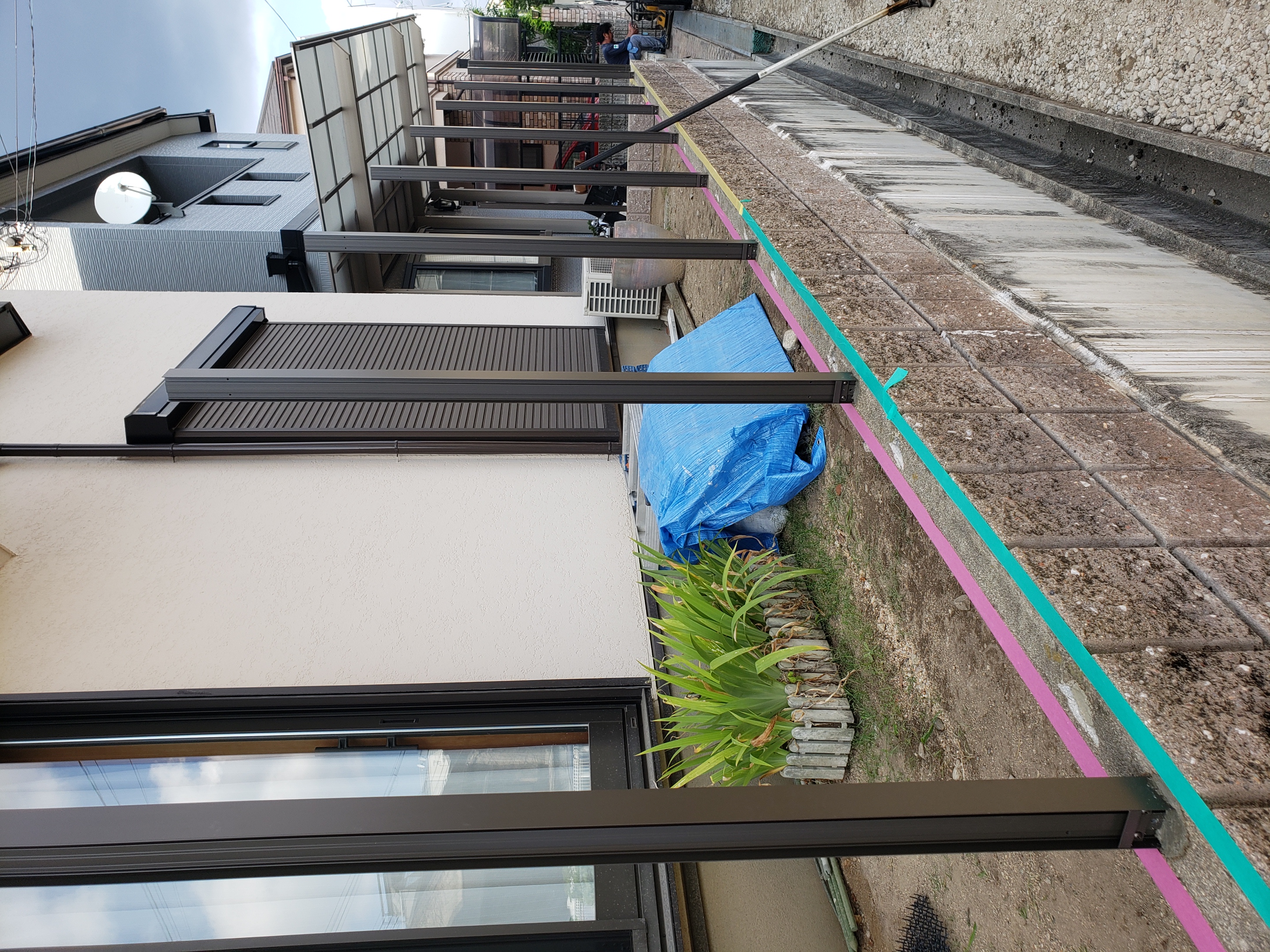 リフォーム工房よしだのフェンスリニューアル施工施工事例の施工中です