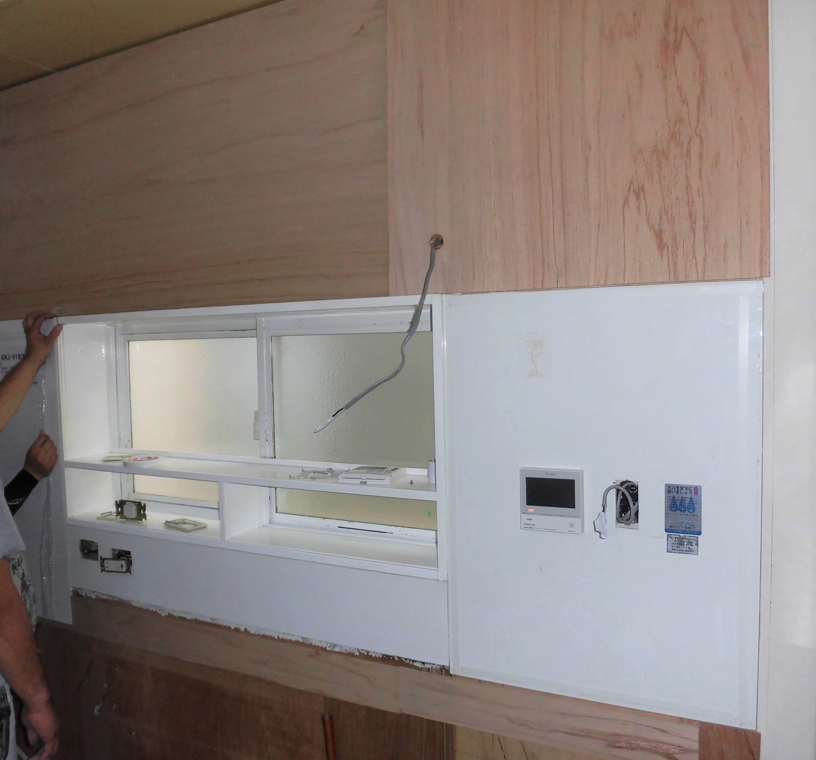 リフォーム工房よしだのキッチンリフォーム施工事例の施工中です