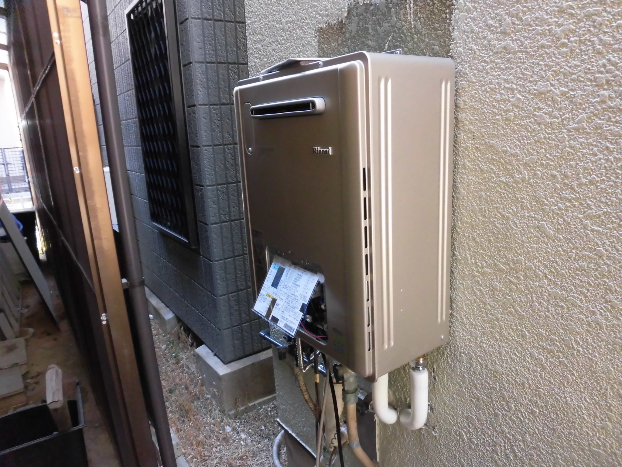 リフォーム工房よしだの給湯器施工事例の施工後です