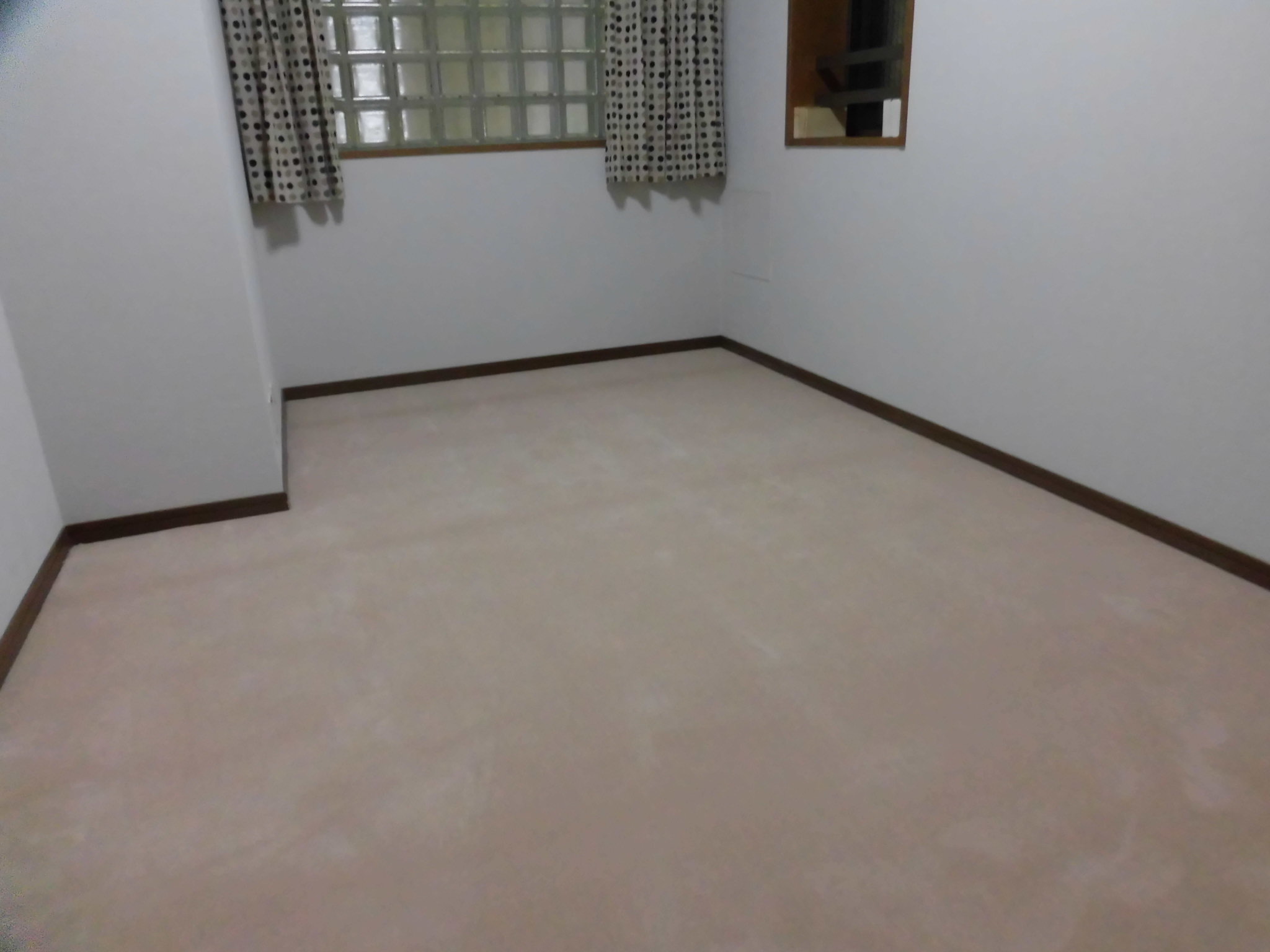 リフォーム工房よしだの内装工事カーペット貼替の施工後完成です