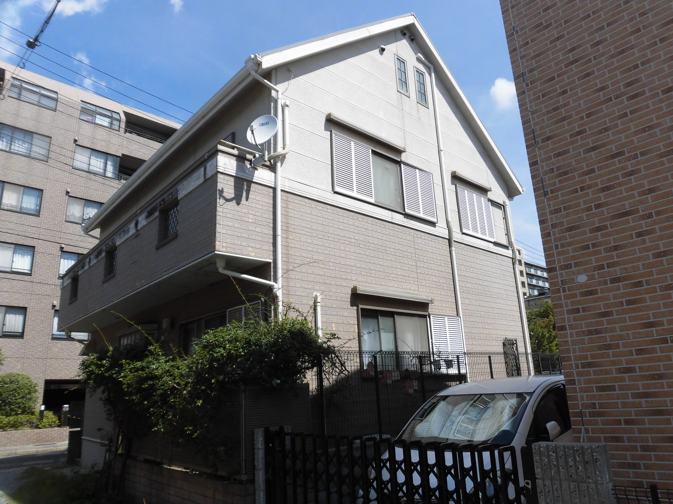 リフォーム工房よしだの外壁塗装・屋根工事の施工前です