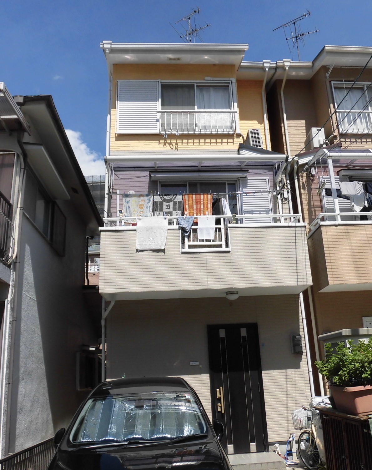 リフォーム工房よしだの外壁塗装・屋根工事の施工前です