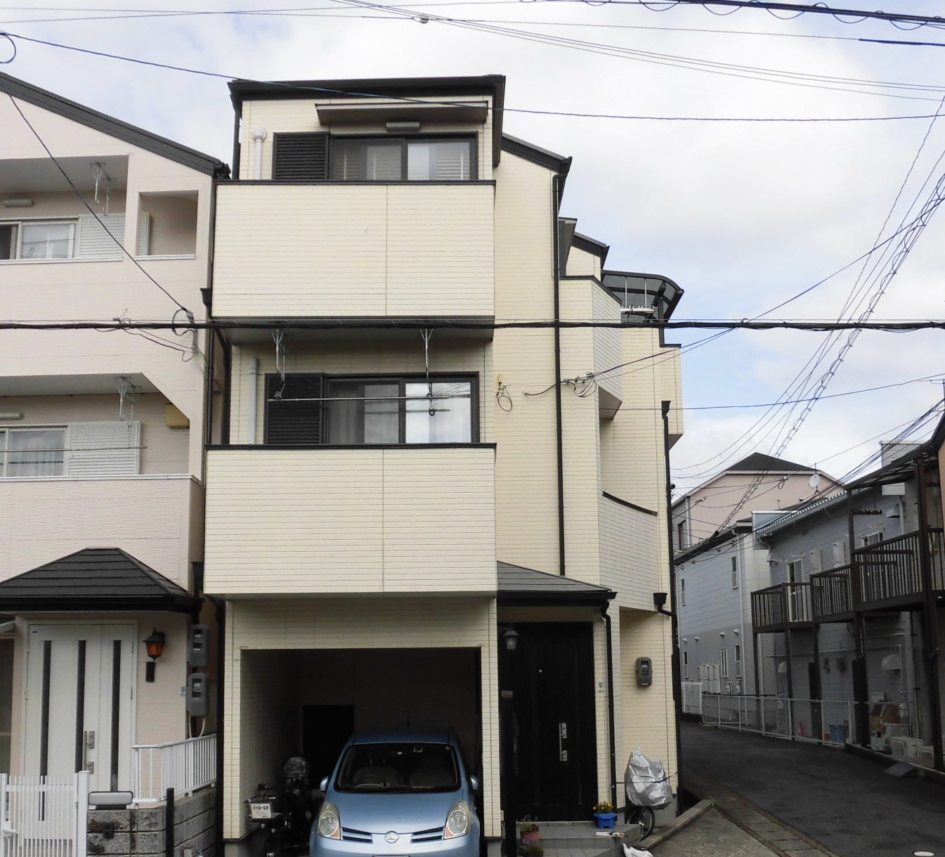 リフォーム工房よしだの外壁塗装・屋根工事の施工前です