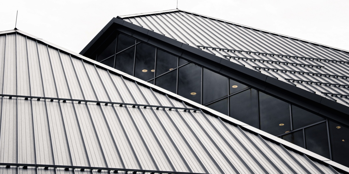 兵庫県西宮市高座町にあるリフォーム工房よしだの屋根のリフォーム、外壁塗装です